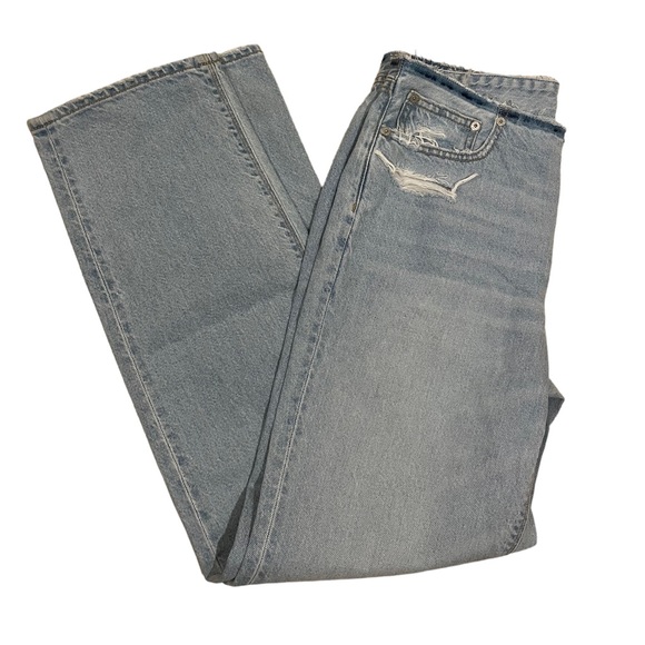 American Eagle Distressed 90s Straight Leg Light Wash Denim Jeans Size 6 - Picture 4 of 11